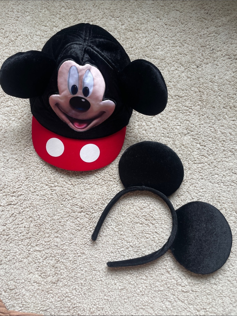 DISNEY Mickey Mouse Hat & Headband